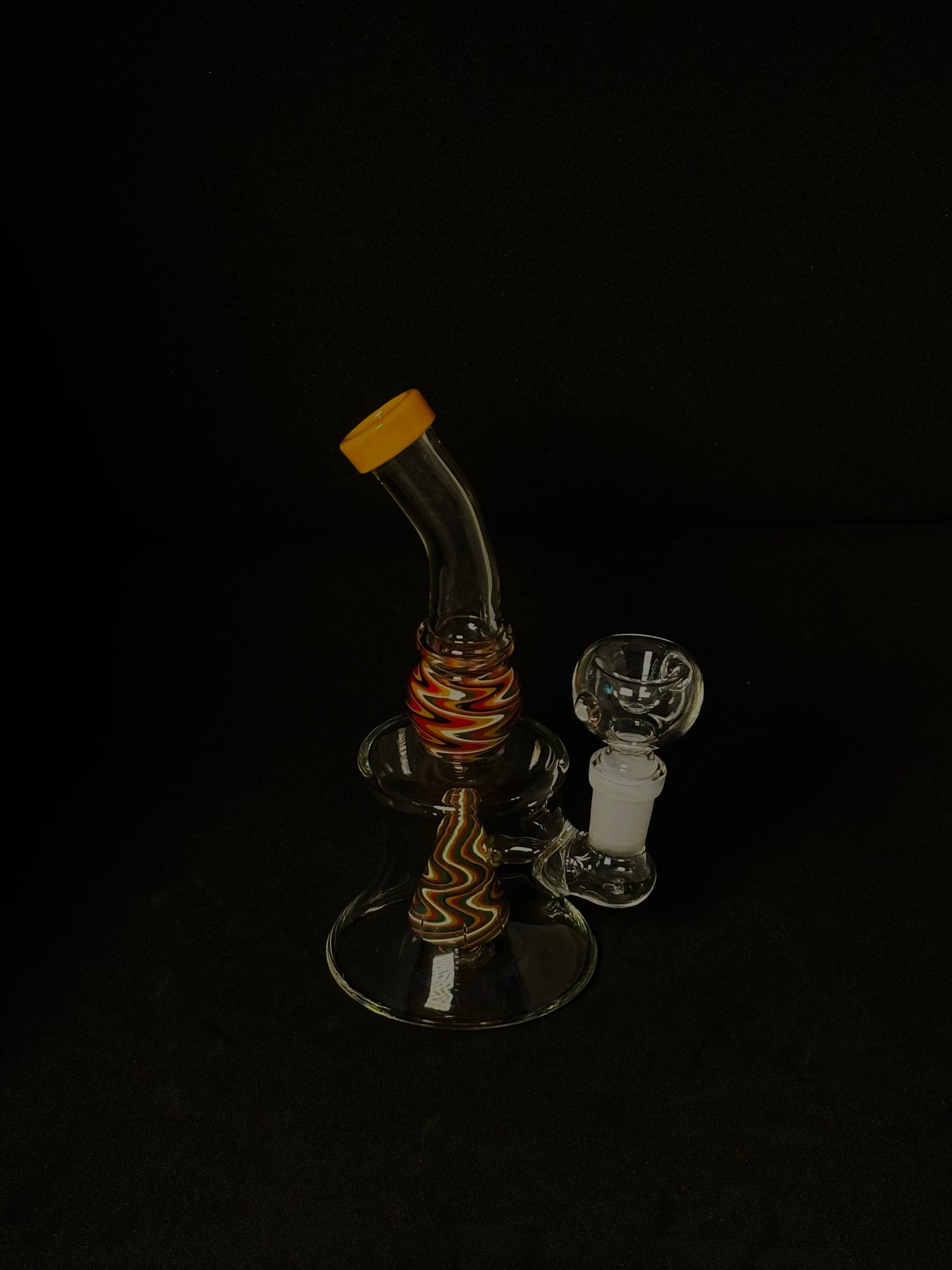 BONG CUELLO CURVO 7" PERCOLADOR CON FORMA DE PIRAMIDE